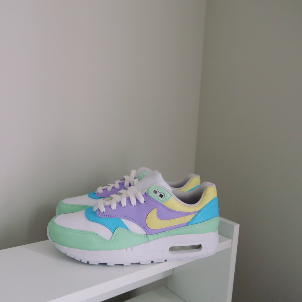 Custom Pastel Nike Air Max 1